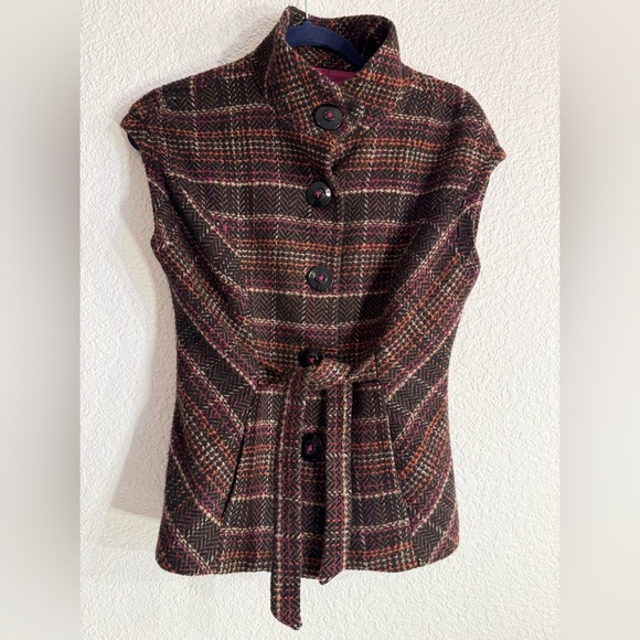 CAbi Wool Blend Tweed Plaid Lined Sleeveless Coat Vest Size Size Style #691 - Picture 1 of 11